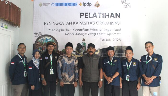 PENINGKATAN KAPASITAS INTERNAL ORGANISASI YAYASAN LAWUNG GIRI PAMUKTI UNTUK KINERJA YANG LEBIH OPTIMAL
