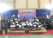 PERTEMUAN KELIMA – PERTUNJUKAN SENI TRADISIONAL KOLABORASI